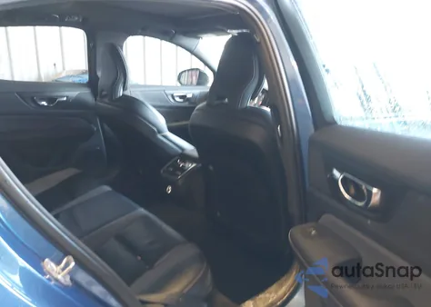 2020 Volvo S60 T6 R-Design из США, поврежденный, VIN 7JRA22TM5LG036434